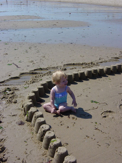 eg-08-18-mirin-sandcastle-6
