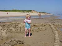 ef-08-18-mirin-sandcastle-3