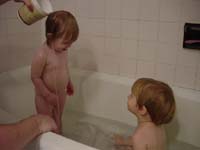 mb-07-28-hannah-mom-rinse