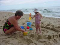 va-08-17-sandcastle-louise
