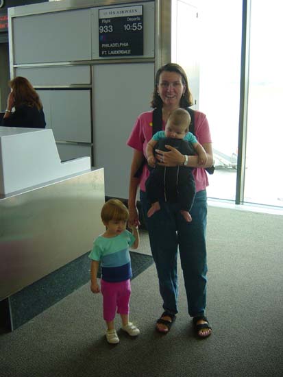 ec-09-12-kids-mama-flight