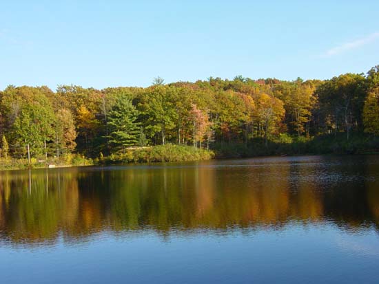 na-10-18-lake-from-dock