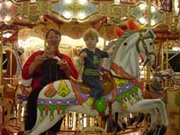 ih-09-18-mall-carosel
