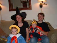 rf-10-31-scary-family