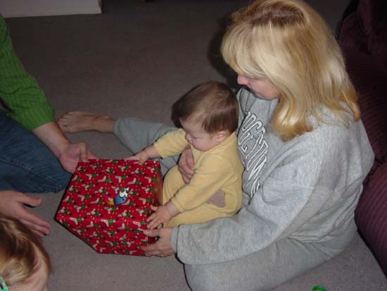 md-12-25-rowan-first-present