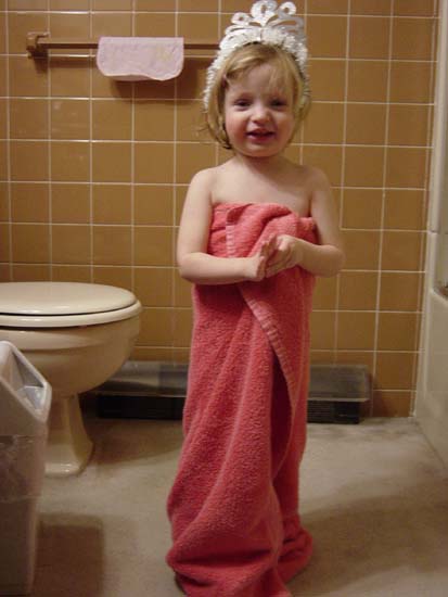 el-01-29-tiara-bathtime