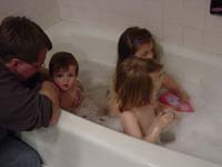 sc-04-23-tub-looking