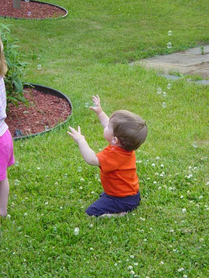 ld-06-08-fun-bubbles-rowan