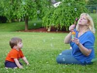 lc-06-08-fun-bubbles-nana-rowan
