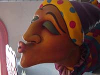 ph-06-18-kiss-face