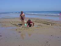 ed-08-18-gramma-grampa-sandcastle