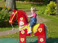 cq-09-14-pollys-wooden-horse-2