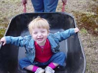ih-04-10-wheelbarrow-big-smile