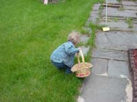 qc-04-24-picking-up-egg
