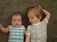za-08-31-siblings-floor