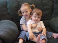 jg-05-29-two-cuties-3